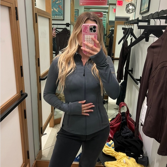 LULULEMON define jacket - Picture 3 of 5